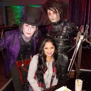 Meet your Posher, Ana